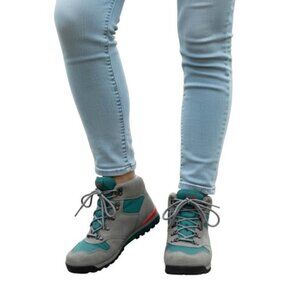 Vintage 90s Merrell Lazer Tan, Teal Green and Red Hiking‎ Shoes. Size 6.5.